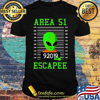 Happy Halloween Alien Escapee Area 51 Cute Vintage Costume T-Shirt