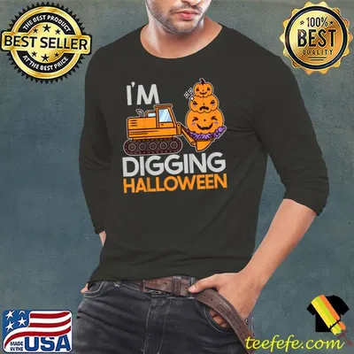 Kids Funny Kids Halloween design with a cute digger and pumpkins T-Shirt