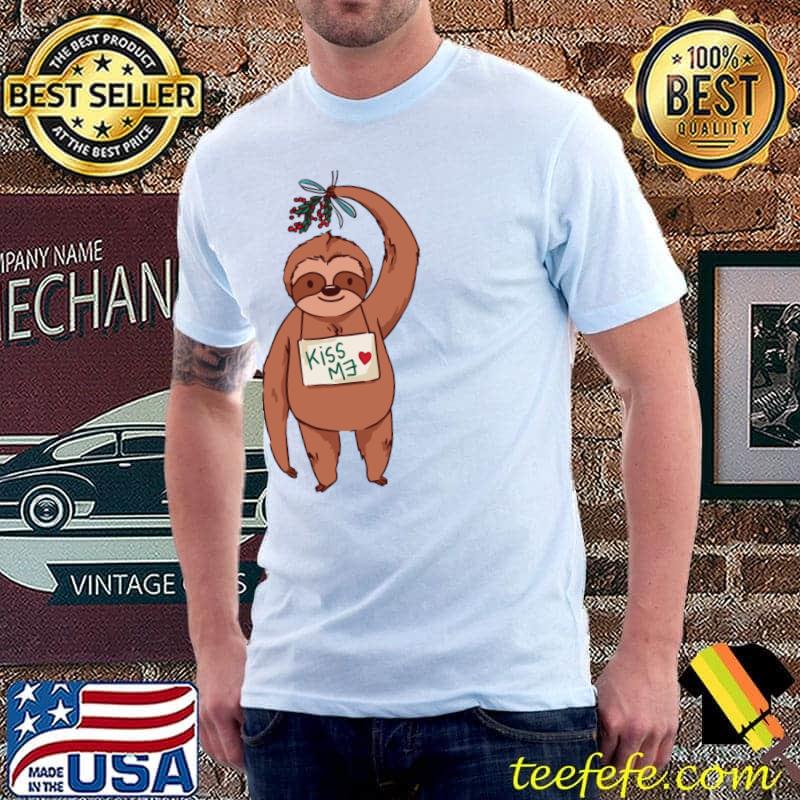 Merry Slothmas Christmas Mistletoe T-Shirt Unisex Merry Slothmas Christmas Mistletoe T-Shirt Unisex