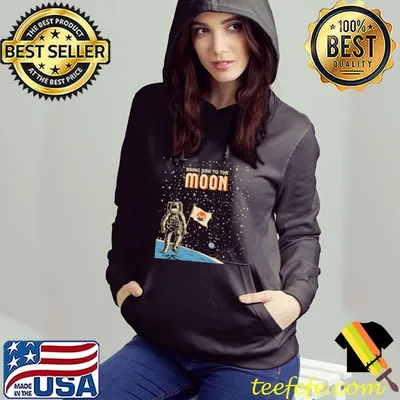 Premium monero to the moon XMR Astronaut Monero Crypto T-shirt