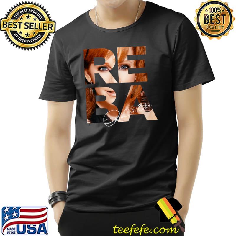 Reba McEntire - Up-Close Premium T-Shirt Unisex Reba McEntire - Up-Close Premium T-Shirt Unisex
