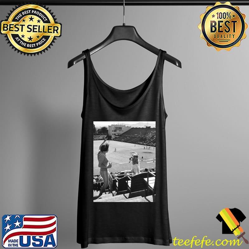 Sf Giants Fans Cheer Underwood A Shirt Tank Top Sf Giants Fans Cheer Underwood A Shirt Tank Top