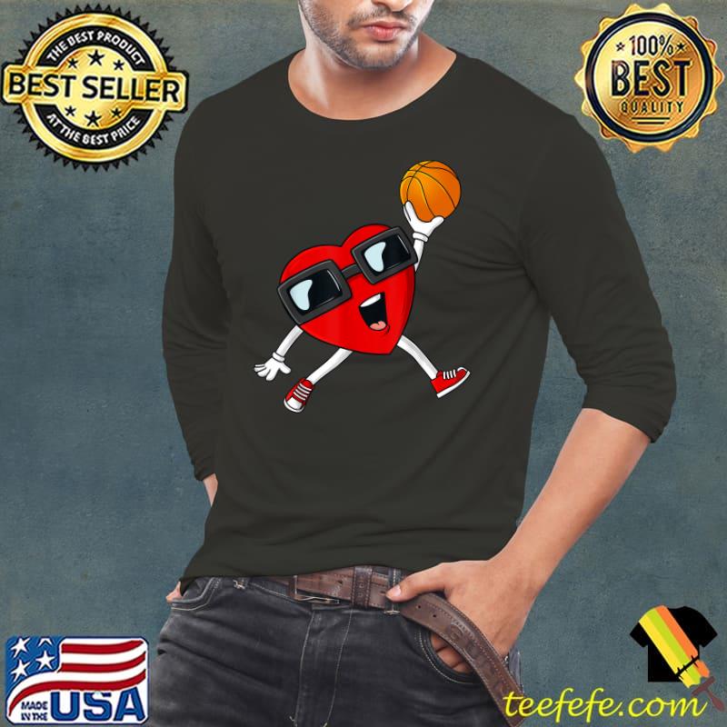 Valentines Day Heart Dunking A Basketball Boys Girls Kids T-Shirt