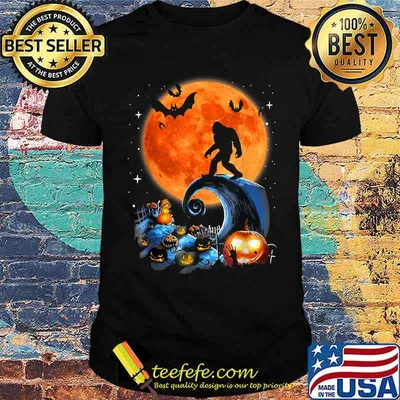 Vintage Halloween Scary Bigfoot Witch Hat Moon Witchy T-Shirt
