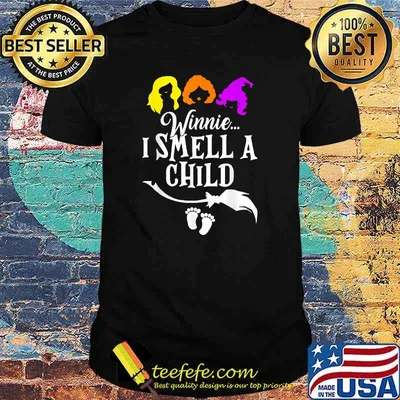 Winnie I smell A Child Halloween Pregnancy Announcement Mom T-Shirt