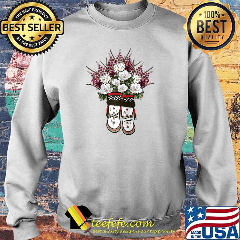 Yup’ik Boots Raglan Baseball T-s Sweater Yup’ik Boots Raglan Baseball T-s Sweater