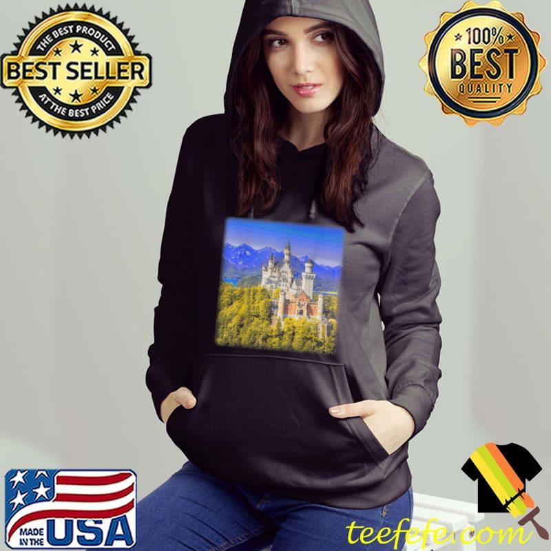 heartbeat castle T-Shirt