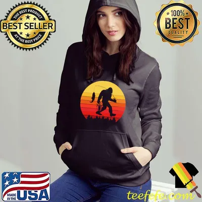 Official Retro Fishing Bigfoot Fisherman Squatchy Angler Sasquatch T-Shirt