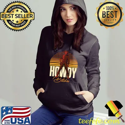 Retro Howdy Bitches Vintage Cowboy Country America USA Rodeo T-Shirt