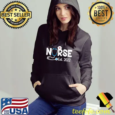 Funny Nurse Est 2022 RN Nursing School Graduation Graduate T-Shirt