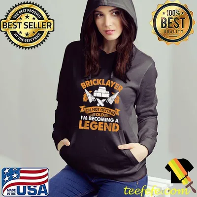 Nice Bricklayer I'm Not Getting Old I'm Becoming A Legend Masonry T-Shirt