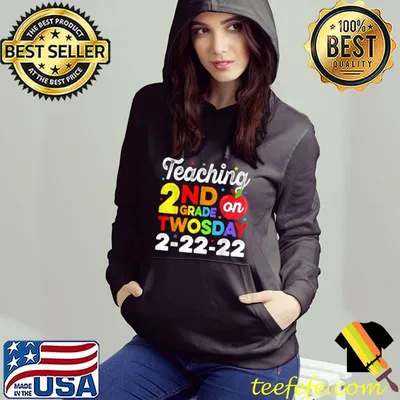 Nice Teaching 2nd Grade On Twosday 2-22-22 22nd February 2022 T-Shirt