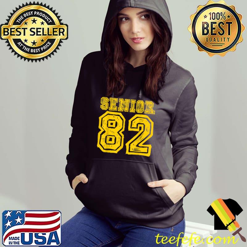 Retro Senior 1982- Class of 1982 Seniors High School College T-Shirt Retro Senior 1982- Class of 1982 Seniors High School College T-Shirt