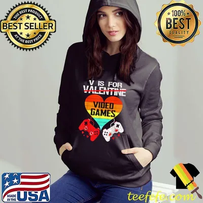 V Is For Video Games Valentines Day Vintage Heart Gamer Men T-Shirt