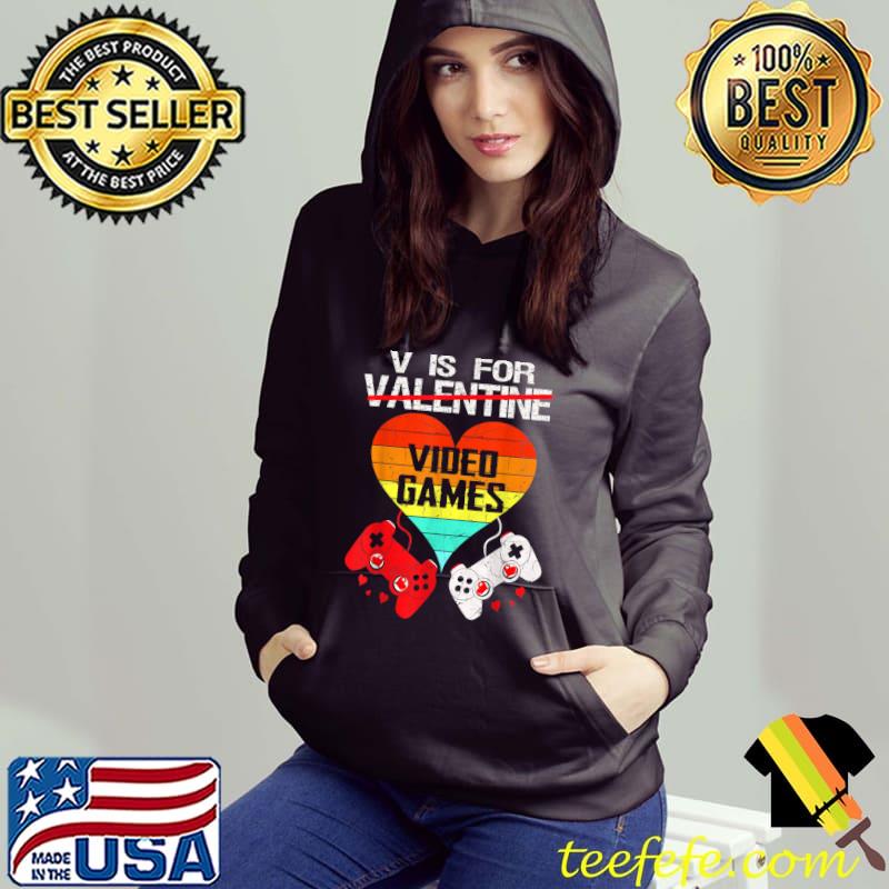 V Is For Video Games Valentines Day Vintage Heart Gamer Men T-Shirt