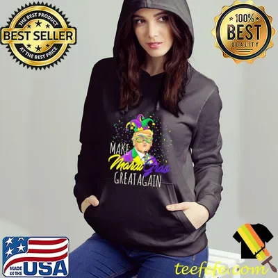 Awesome Trump Mask Mardi Gras Festival Parading Biden Liberal Joke T-Shirt