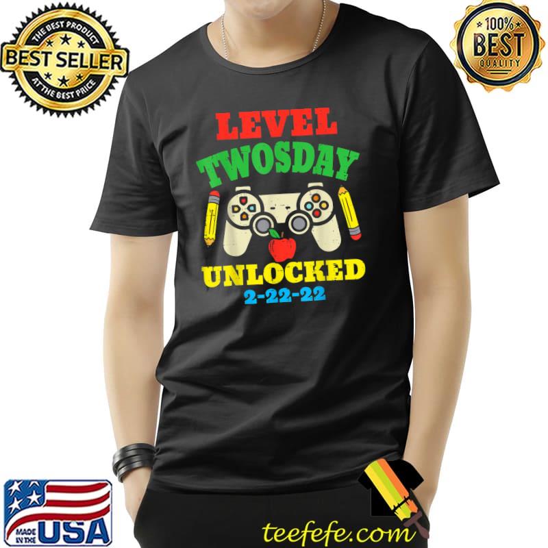 Level Twosday Unlocked 2-22-22 Gamer Twos Day 2022 T-Shirt Unisex Level Twosday Unlocked 2-22-22 Gamer Twos Day 2022 T-Shirt Unisex