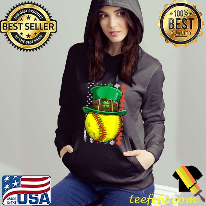 Softball St Patricks Day Ball Leprechaun Hat Boy Men T-Shirt