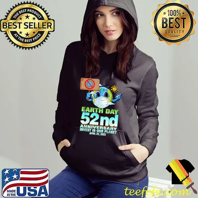 Earth With Mask Invest In Our Planet 2022 April 22 T-Shirt