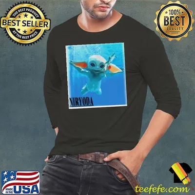 Baby Yoda swimming eat frog nir Yoda shirt
