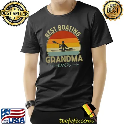 Best Boating Grandma Ever Retro Design Funny Mother's Day T-Shirt