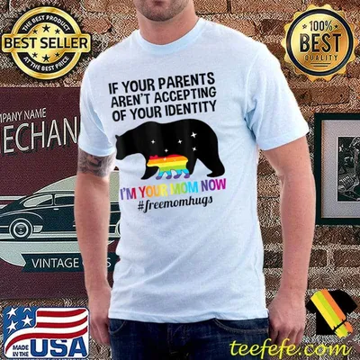 Free Mom Hugs LGBT Pride Gifts Mama Bear LGBT Month T-Shirt