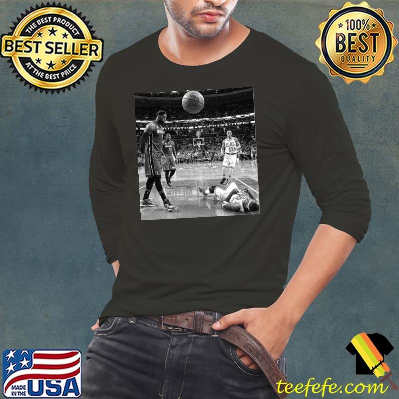 Lebron james dunk on jason terry Long Sleeve Tee Lebron james dunk on jason terry Long Sleeve Tee
