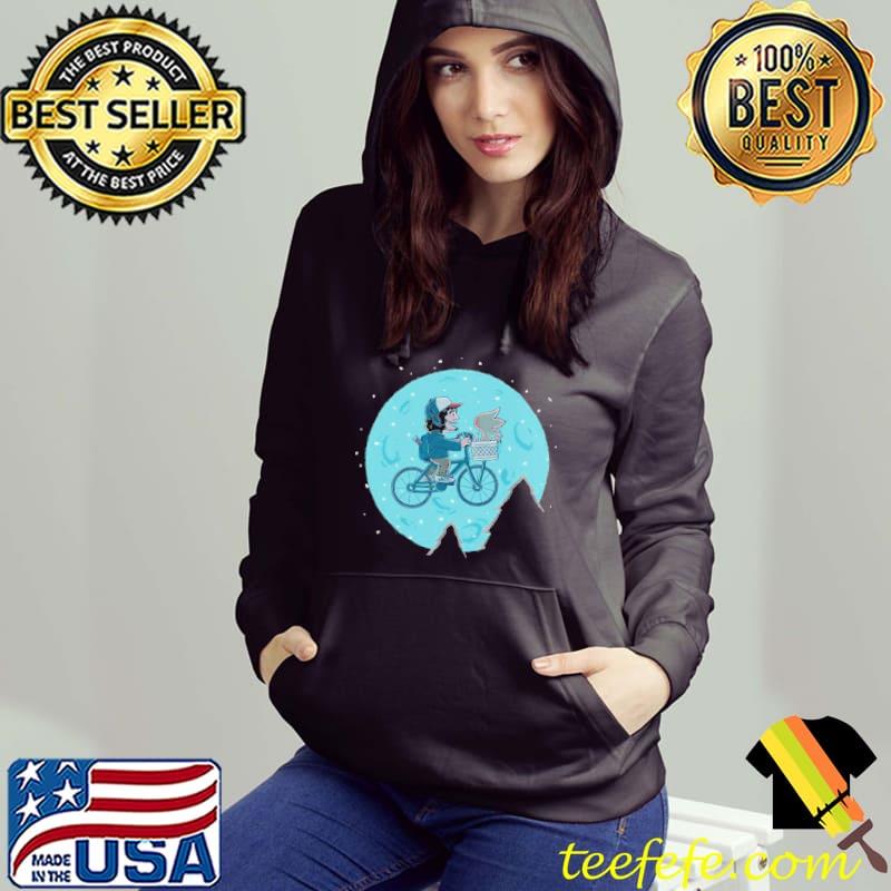 Flying to the moon stranger things s Hoodie Flying to the moon stranger things s Hoodie