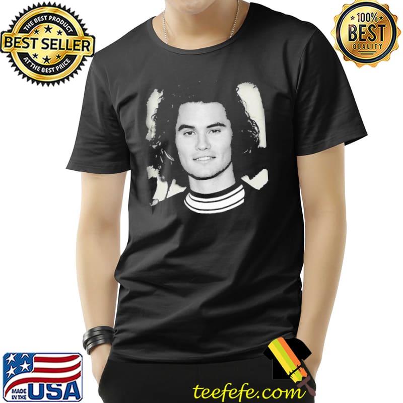 Outer banks chase stokes actor shirt