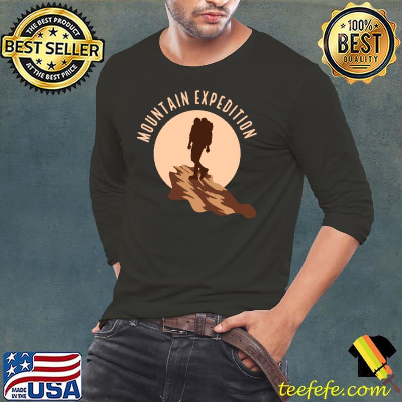 Hiking lover Mountain expedition Essential T-Shirt Long Sleeve Tee Hiking lover Mountain expedition Essential T-Shirt Long Sleeve Tee