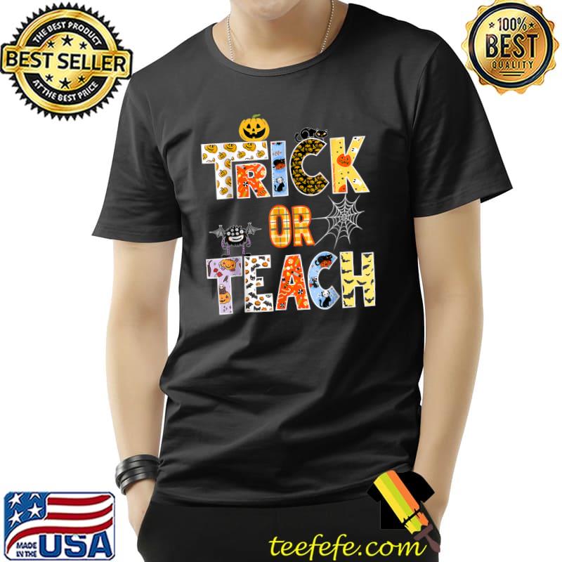 Trick Or Teach Teacher Halloween Costume 2022 Pumpkin Spider T-Shirt