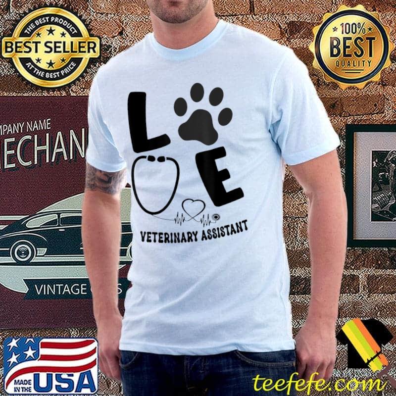Love Veterinary Assistant Heart And Paw Dog Tech Students T-Shirt