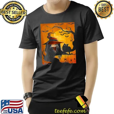 Scary Halloween Witch With Black Cat And Moon Costume T-Shirt