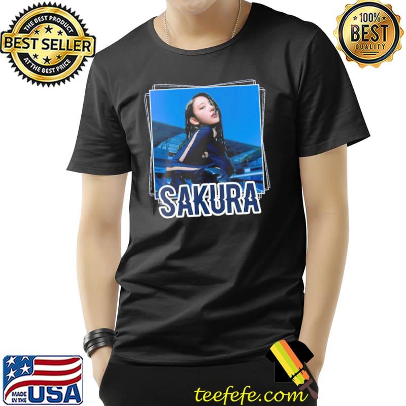 Member le sserafim sakura graphic classic shirt