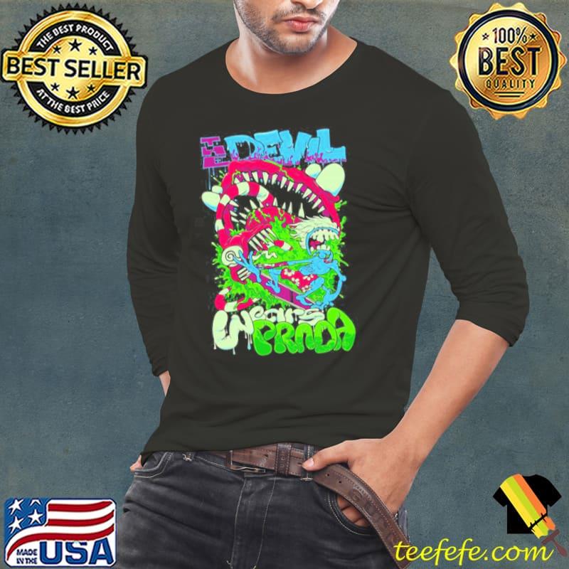 The devil wears prada rock band shirt