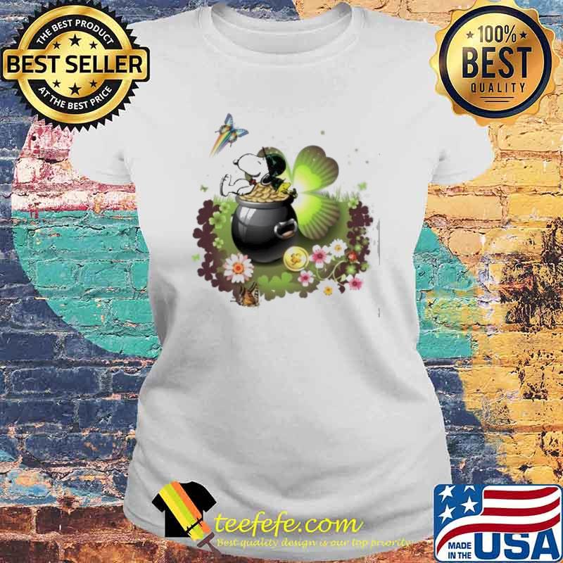 Snoopy and woodstocks sleep on gold St Partrick's day s Laides tee Snoopy and woodstocks sleep on gold St Partrick's day s Laides tee