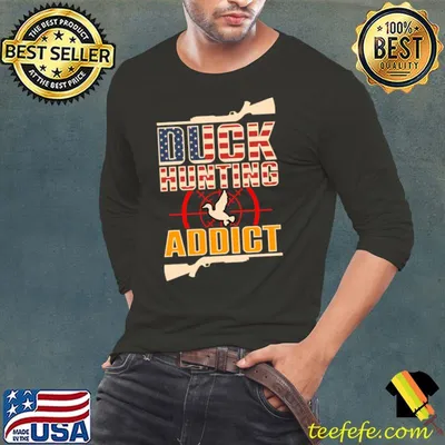Duck Hunting Addict Gun American Flag T-Shirt