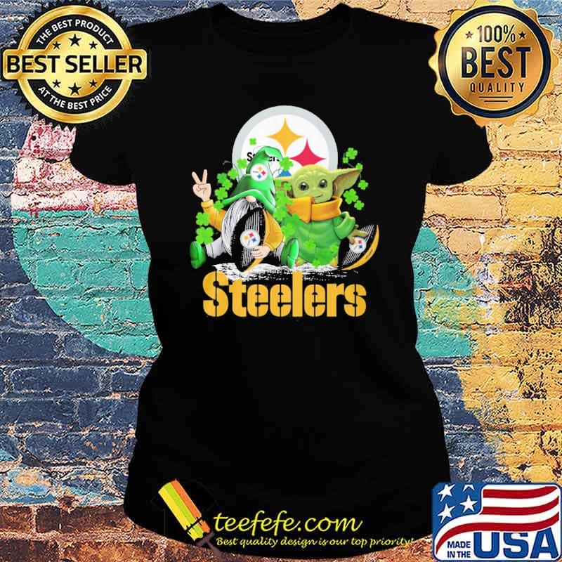 Gnome and Baby yoda hug Steelers St.Patrick's day s Ladies tee Gnome and Baby yoda hug Steelers St.Patrick's day s Ladies tee