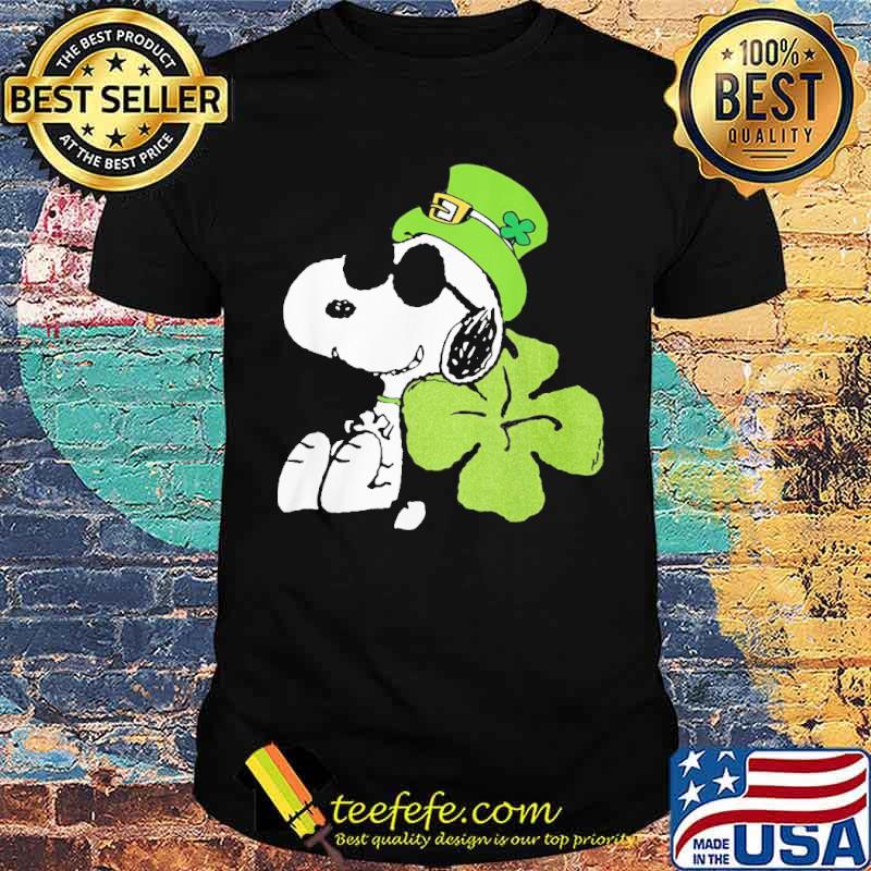 Peanuts St. Patrick's Snoopy Lucky Clover s Unisex Peanuts St. Patrick's Snoopy Lucky Clover s Unisex