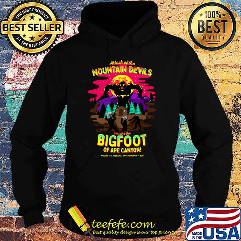 Attack Of The Mountain Devils Bigfoot Battle Ape Canyon Mt St Helens 1924 Cryptid T-Shirt