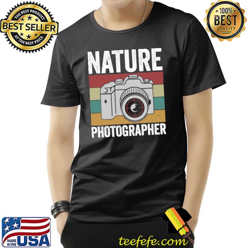 Retro nature photographer, wildlife photography lover camera T-Shirt