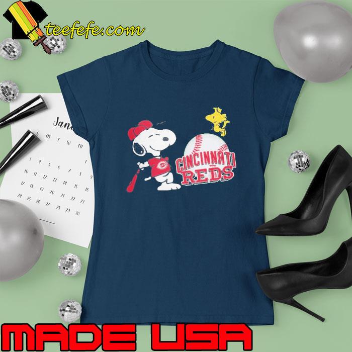 Best cincinnati Reds Snoopy s Ladies tee Best cincinnati Reds Snoopy s Ladies tee