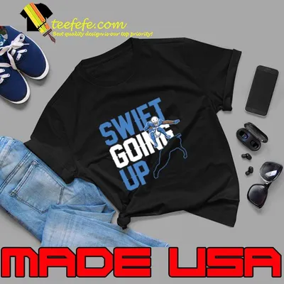 D'Andre Swift Going Up American Football For Philadelphia Eagles T-Shirt