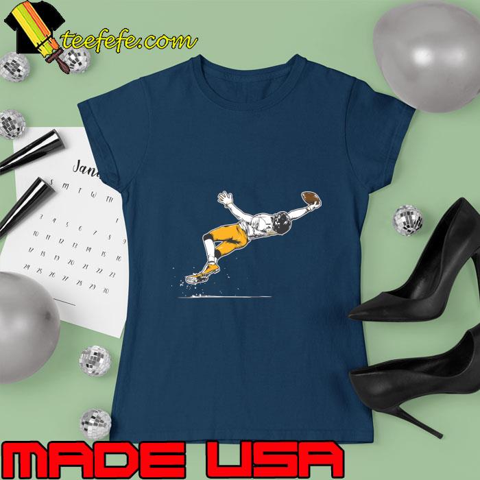 George Pickens One Hand Holding Ball Football NFL T-Shirt Ladies tee George Pickens One Hand Holding Ball Football NFL T-Shirt Ladies tee