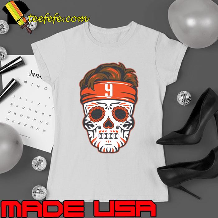 Joe Burrow Sugar Skull Player Football For The Cincinnati T-Shirt -  Guineashirt Premium ™ LLC