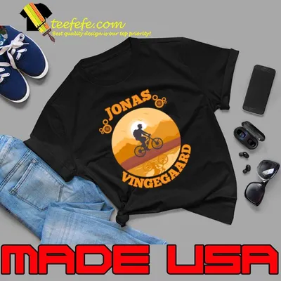 Jonas Vingegaard Champion Tour de France Vintage Sunset T-Shirt