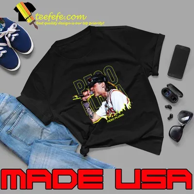 Mexican rapper singerpeso pluma corridos T-Shirt