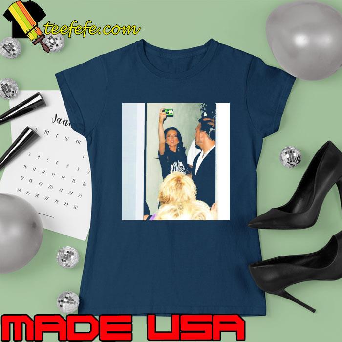 Notgwendalupe Lindsay Lohan Taking Pictures Of Paparazzis With A Disposable Camera 2004 Shirt Ladies tee Notgwendalupe Lindsay Lohan Taking Pictures Of Paparazzis With A Disposable Camera 2004 Shirt Ladies tee