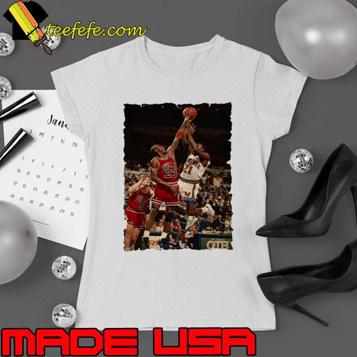 Top michael Jordan Vs Damyean Dotson NBA Basketball Sports Lover T-Shirt Ladies tee Top michael Jordan Vs Damyean Dotson NBA Basketball Sports Lover T-Shirt Ladies tee