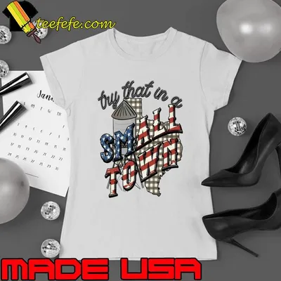 Vintage ttiast try that in a small town maps american flag T-Shirt